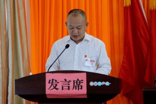 在警察局吃瓜成团宠免费,吃瓜成团宠的欢乐日常  第2张